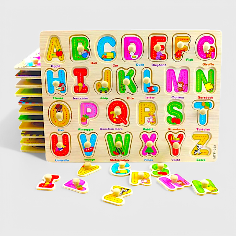 Wooden Capital Alphabet Plate Toy with Plastic Knob